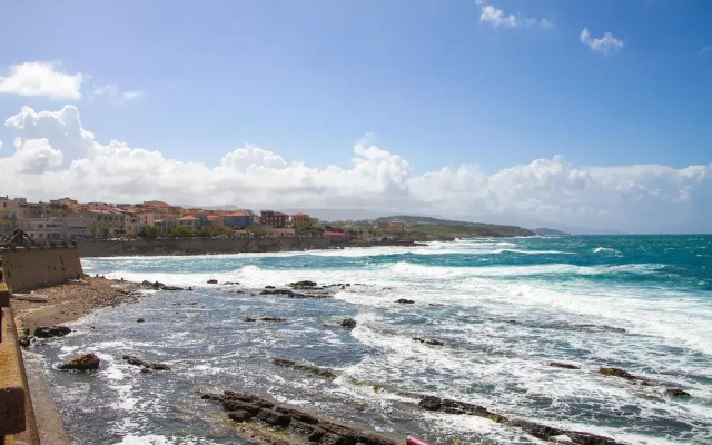 Awesome Apartment in Ittiri With 1 Bedrooms