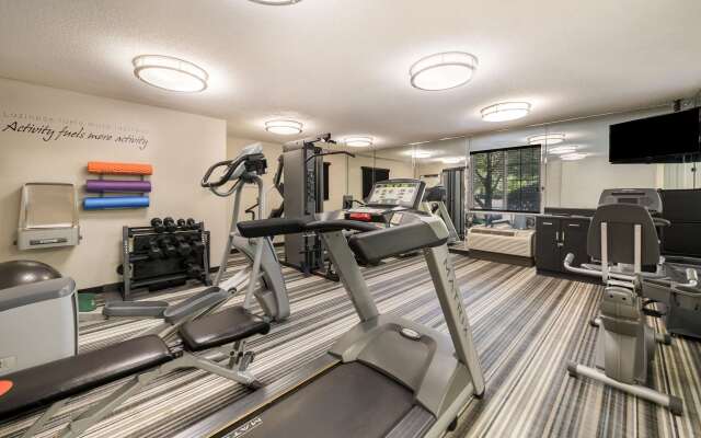 Sonesta Simply Suites Hampton