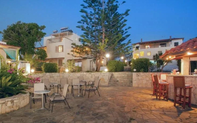 Panorama-Seaview Studios & Apartments