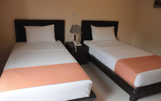 OYO 114 One Liberty Hotel