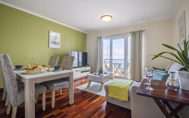 Sea View Apartment