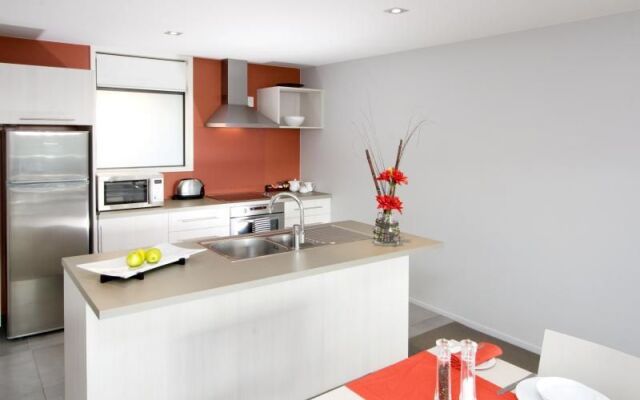 Rooftop Retreat - Mount Maunganui Holiday Home