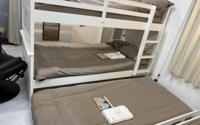 Guest House Yaka Soba - Hostel