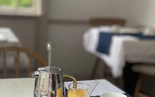 Three Cocks Coaching Inn