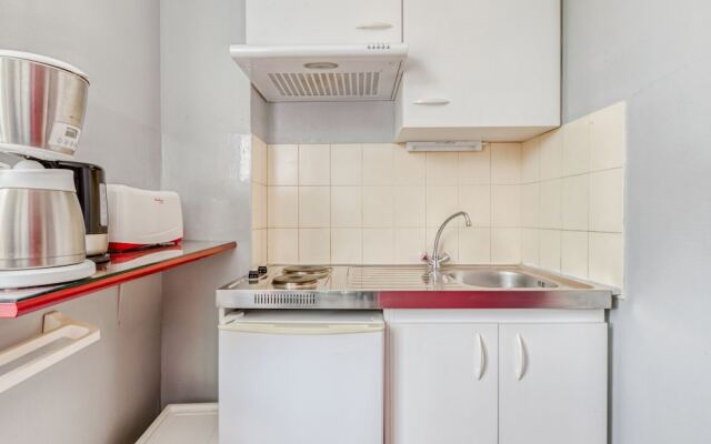 Cosy Studio Apartment in Honfleur near Harbour