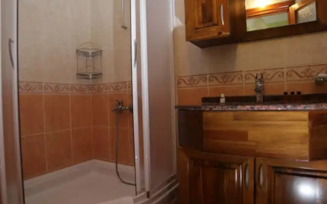 Nazar Hotel