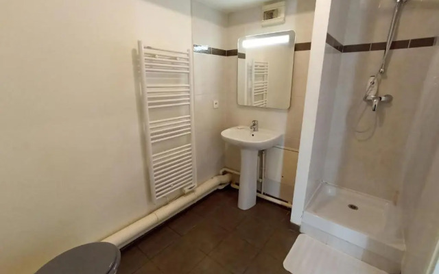 Joli studio récent, plein centre de Chaville