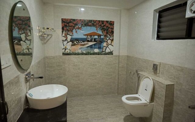Hotel Golden Bliss