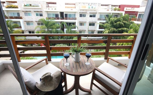 Sabbia Apartment D405 by iMexico