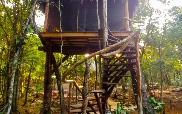 Casa Aztlan