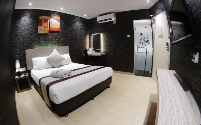 HereHotel Dormitory
