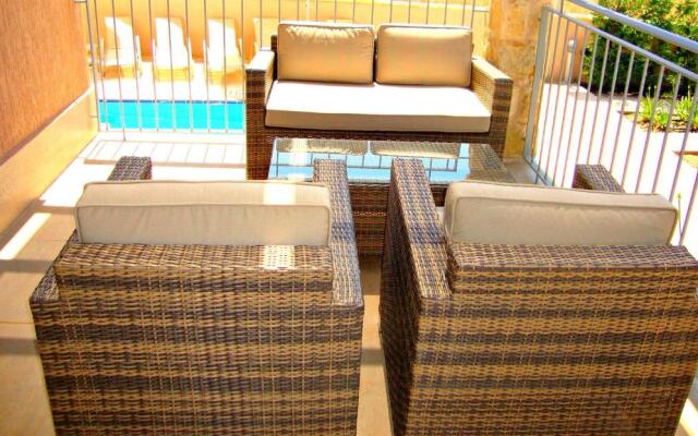 Villa Kartelia Sandy Beach Villas