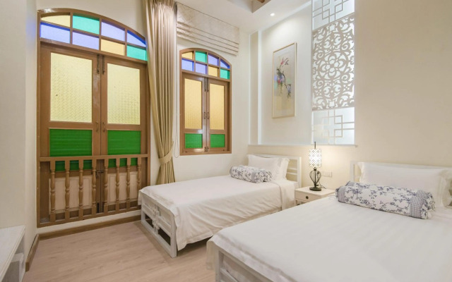 O'nya Phuket Hotel