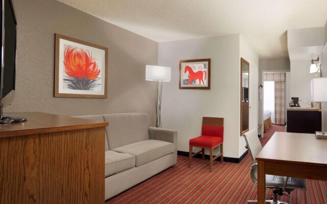 Country Inn & Suites by Radisson, DFW Airport South, TX