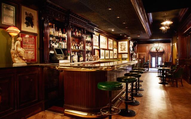 Huntington Hotel