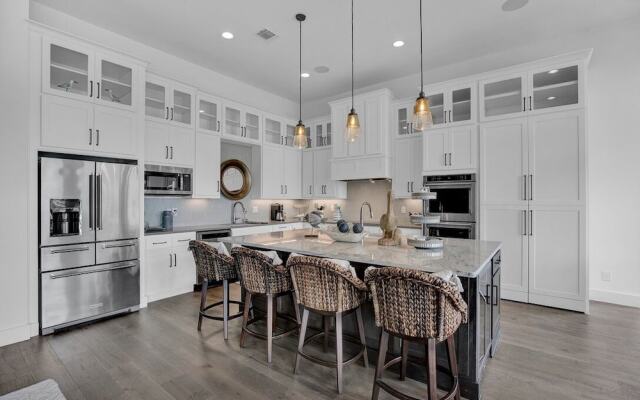 Whispering Waters 4 Bedroom Home