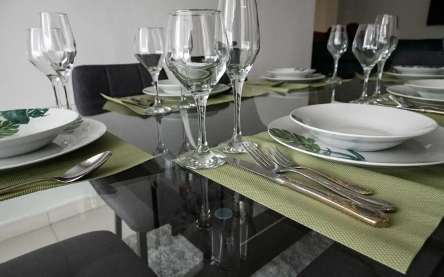 Sublime appartement à Cocody Riviera Bonoumin .