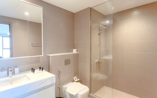 Luxury Burj Royale Burj Khalifa & Fountain view