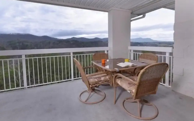 Whispering Pines 653