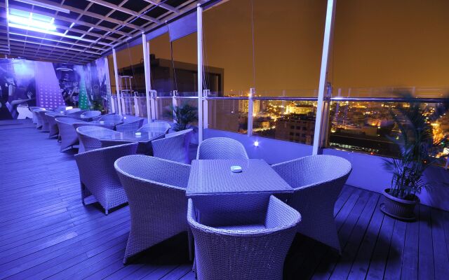 Hermes Palace Hotel Medan