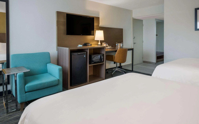 Radisson Hotel Grand Rapids Riverfront