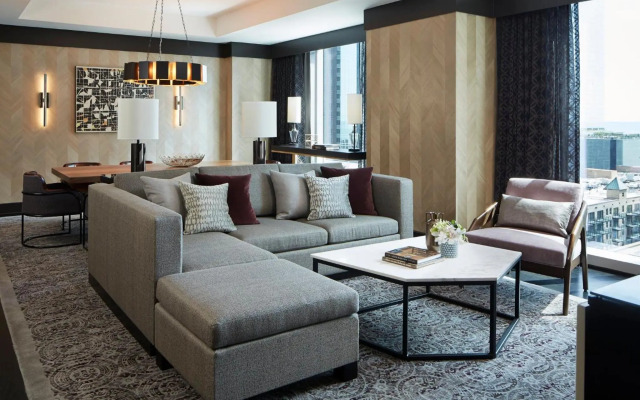 Loews Chicago Hotel