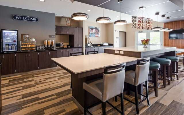 Super 8 Bismarck North