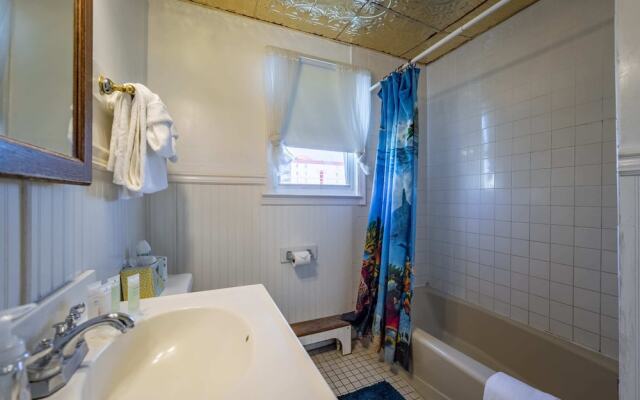 OCHG Holland House 10th