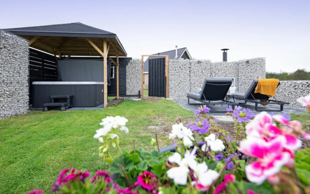 Holiday Home Near Dunes With Wellness Garden