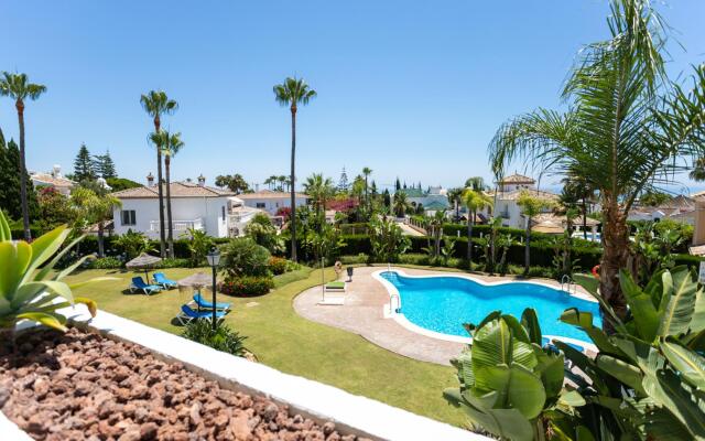 Bahia de Marbella Luxury Apartment