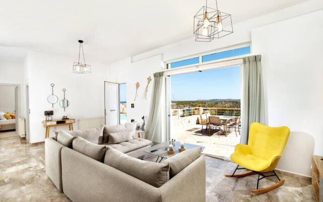 Vagioni Seaside Villa
