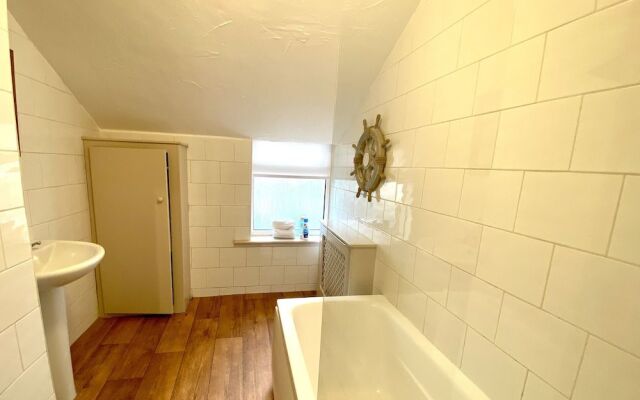 Simpson Beach View Apartments