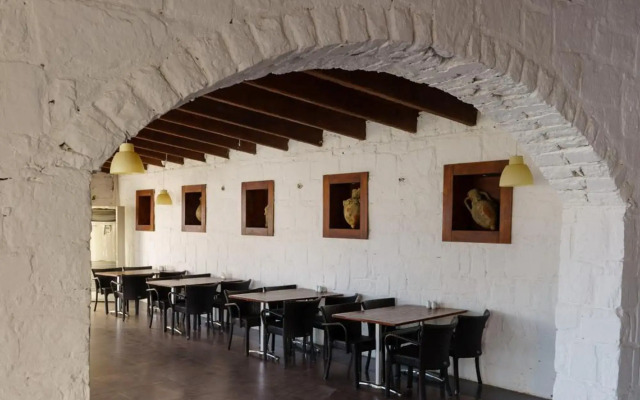 Costa Luvi Hotel