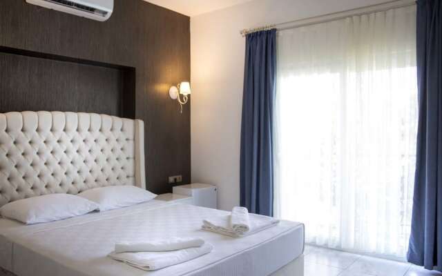 Double Inn Marina Hotel