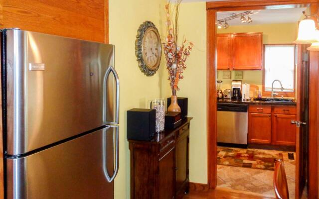 Minnehaha Falls Home by Minnehaha Lofts