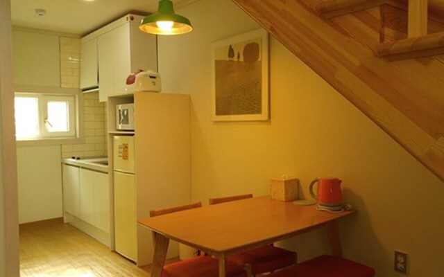 Paju One-frame Pension