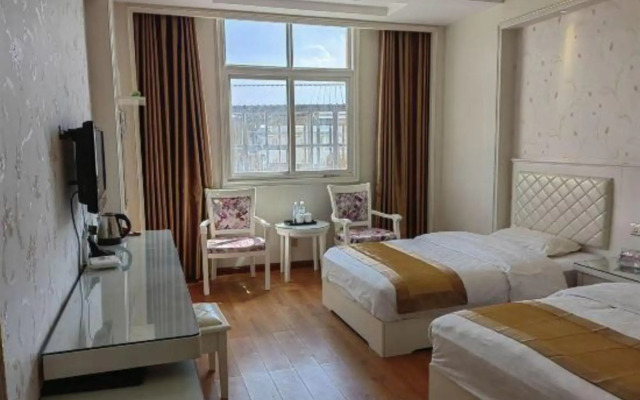 Dongri Yanguang Hotel