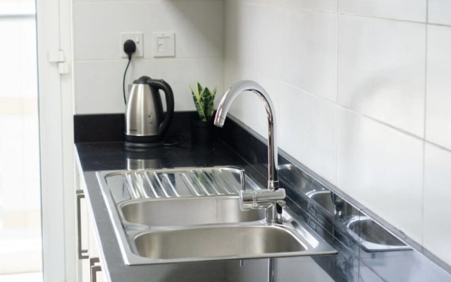 Vibrant 2BR By Burj Khalifa Gym/pool by Belvilla