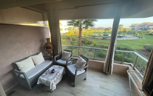 Apart 08 Prestigia golf city
