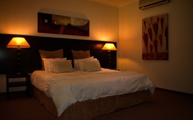 Waterfront Country Lodge