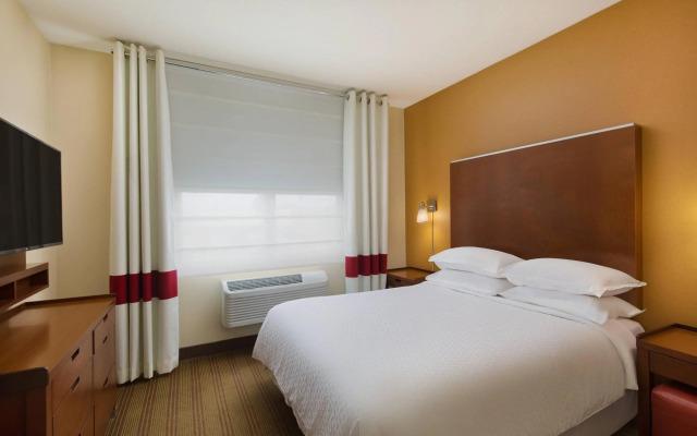 Four Points By Sheraton Portland East