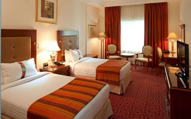 Sunday Hotel Holiday International Dubai