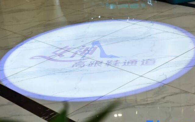 Xana Hotelle Chongqing Liberation Monument Hongyadong Branch