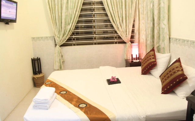 New Season Riverside Hotel