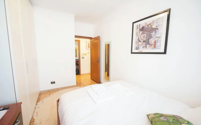 Luminous 2Br Family Apartment In Residential Area