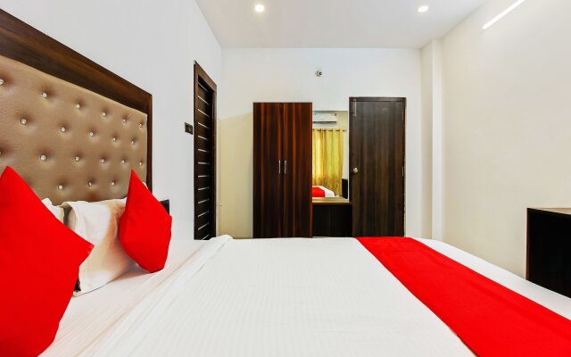 OYO 29131 Hotel MN Grand