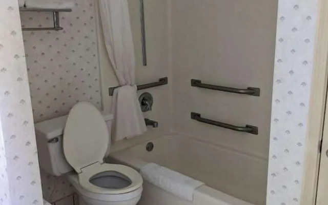 Key West Inn - Montgomery South