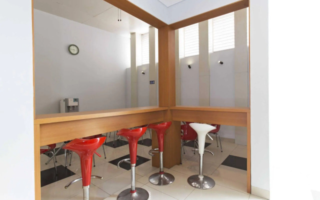 RedDoorz near Thamrin City
