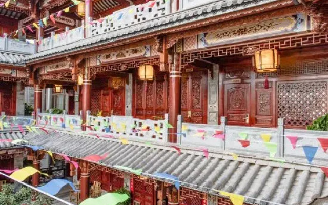 Li's Courtyard Inn