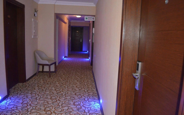 Perama Hotel